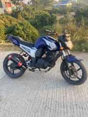 Yamaha FZs